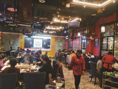 重庆火锅连锁加盟店:山城防空洞加盟店数量远超其他火锅品牌